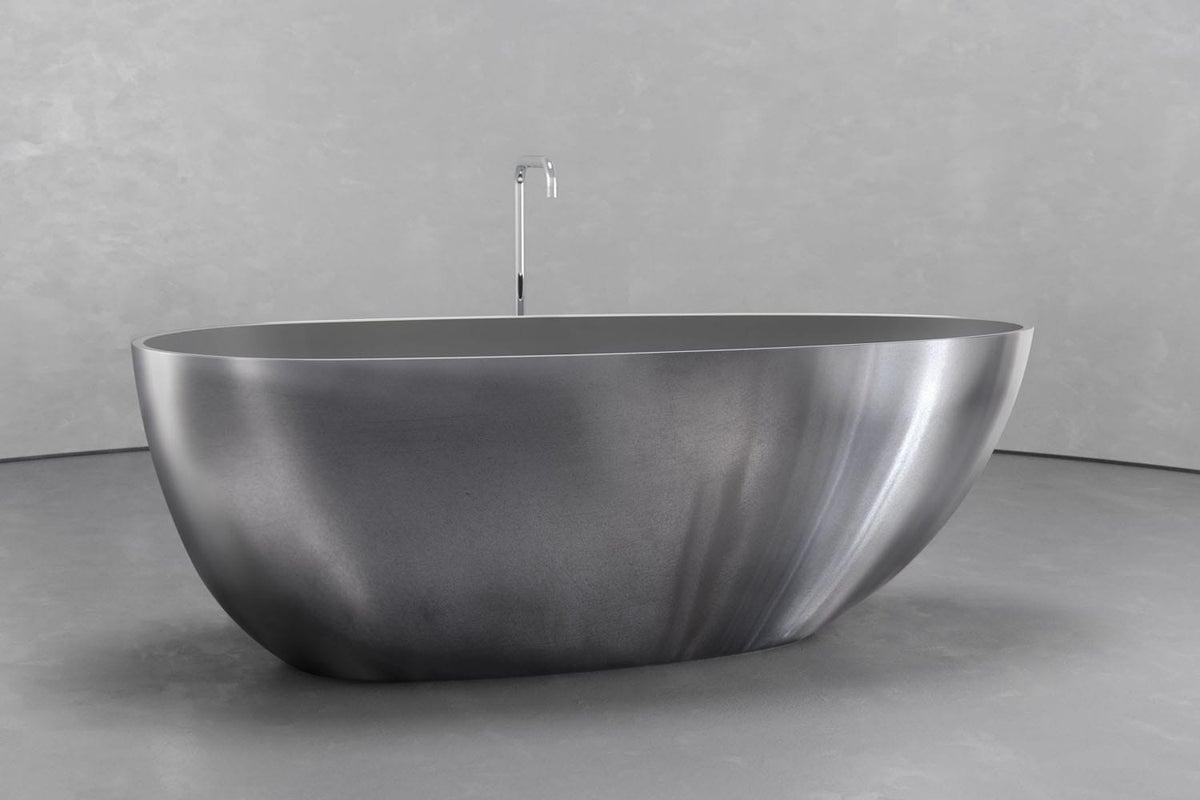 Freestanding egg shape bathtub