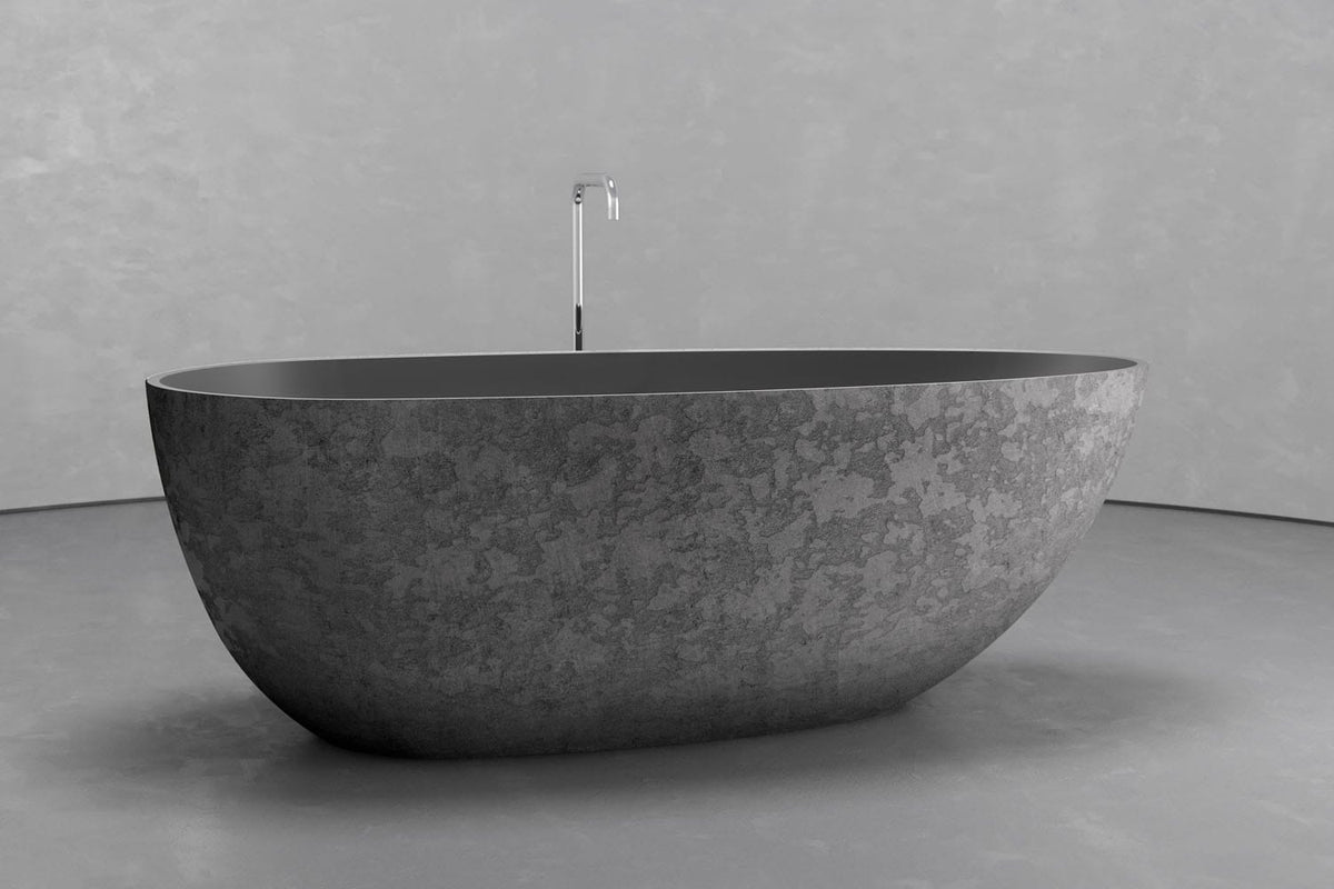 Freestanding egg shape bathtub